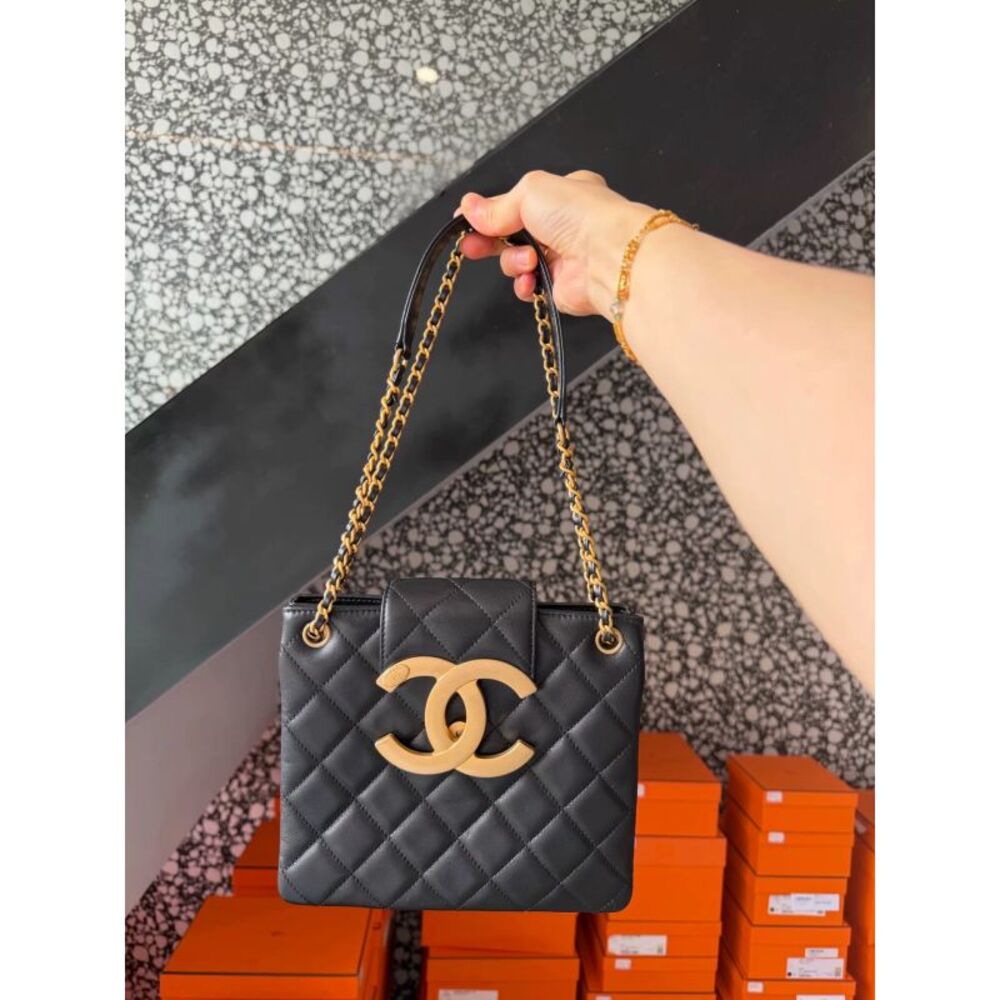 Chanel Women Pre-Loved Bag Very Good Condition